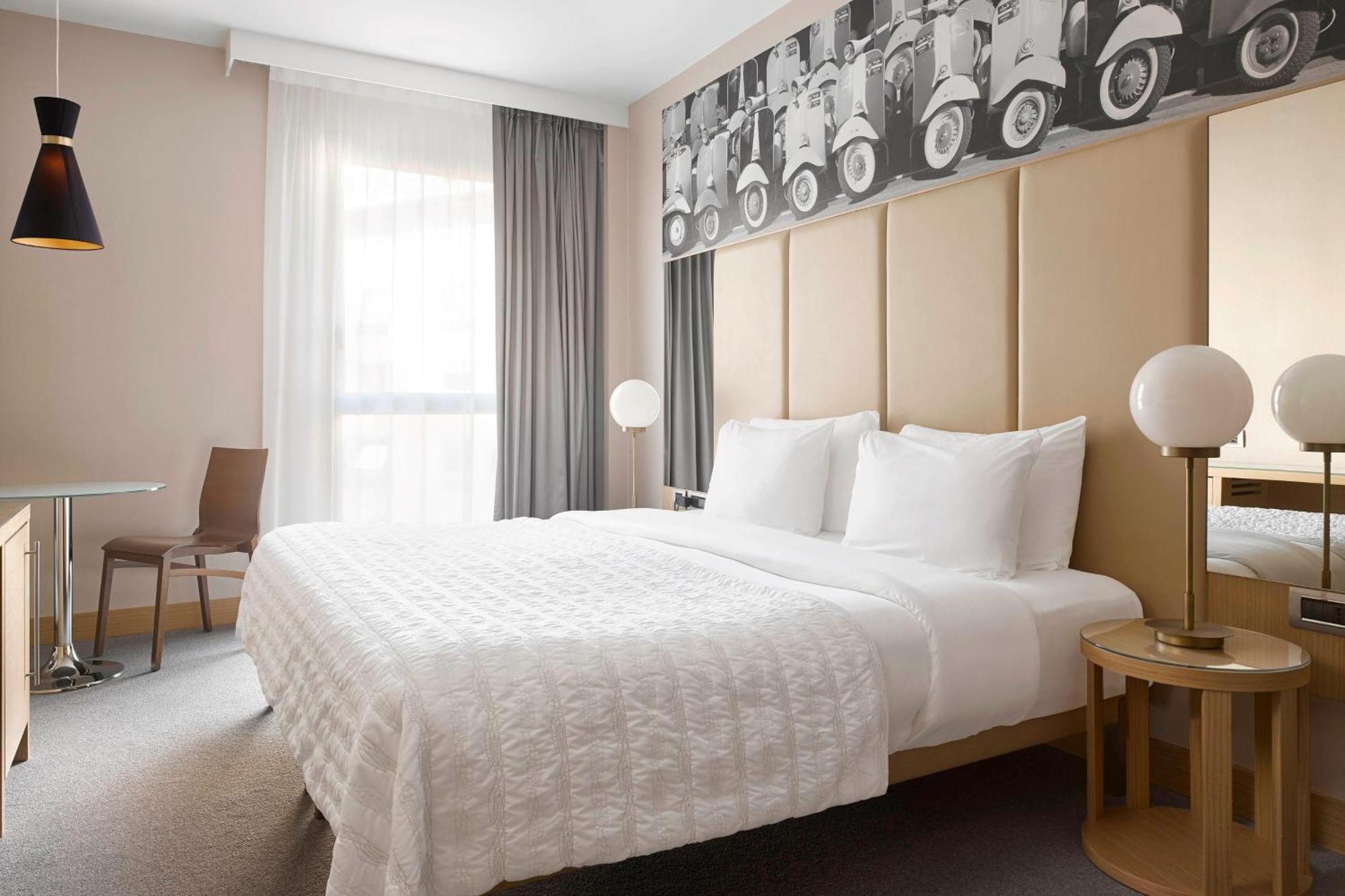 Le Meridien Visconti Рим Екстериор снимка