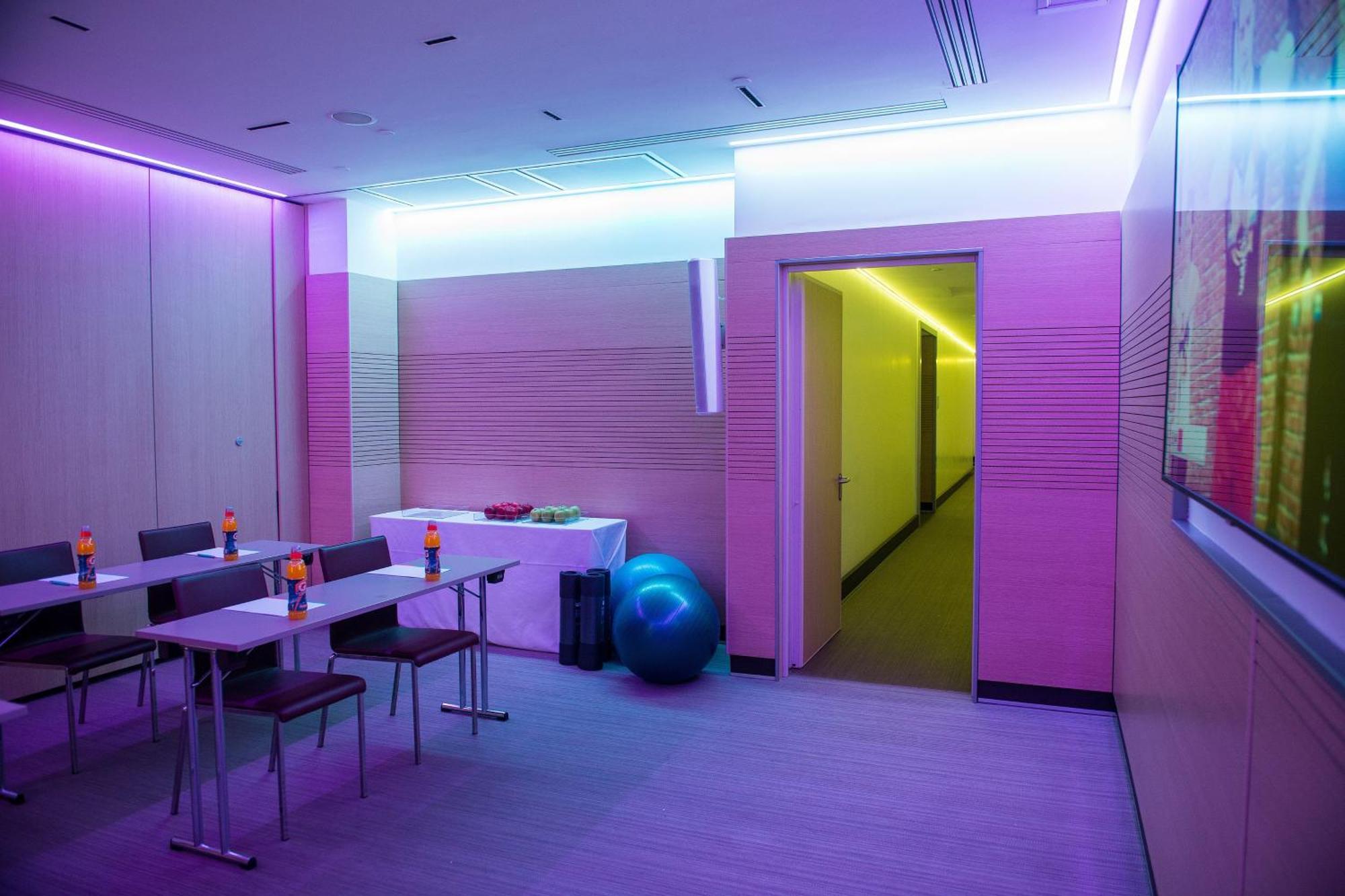 Le Meridien Visconti Рим Екстериор снимка